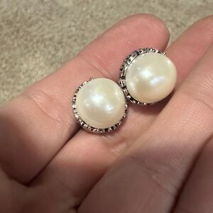 925 Genuine pearls  Stud Earrings